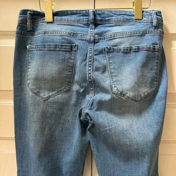 Kensie Effortless Ankle Mid Rise Distressed Jeans Women’s size 8 - Picture 5 of 12